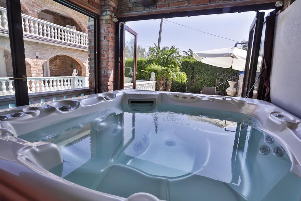 Casa Oasa -Accommodation , Pizzeria & Bar Marezige Luaran gambar