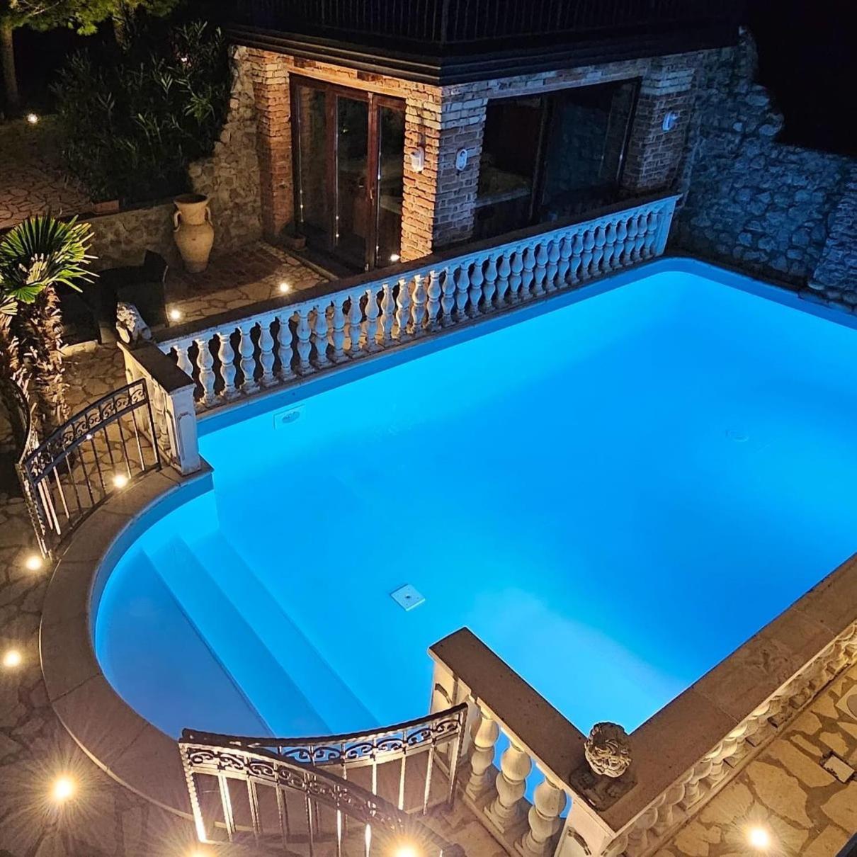 Casa Oasa -Accommodation , Pizzeria & Bar Marezige Luaran gambar