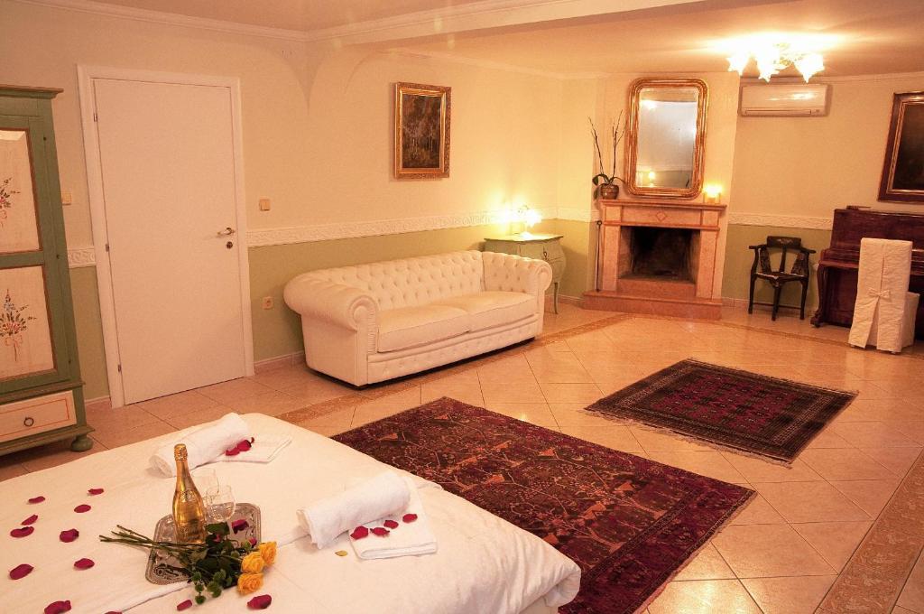 Casa Oasa -Accommodation , Pizzeria & Bar Marezige Luaran gambar